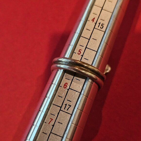 Vintage Native American Sterling, Coral and Turquoise Ring, Signed, size 5.5 - Picture 3 of 6